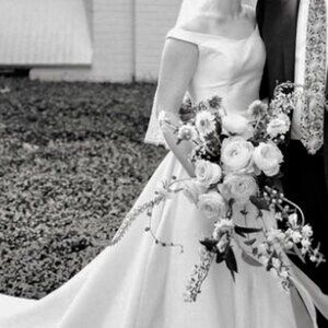 Allure Wedding Dress 9524